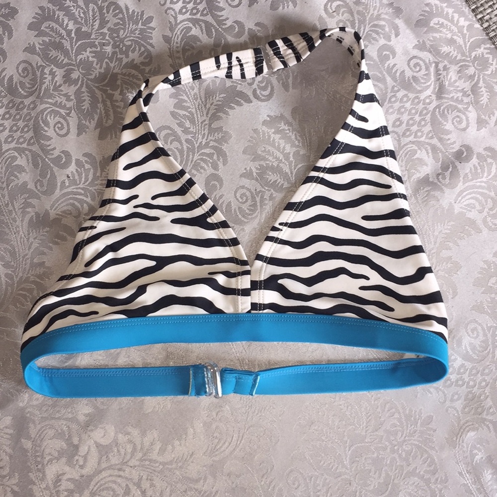 Zebra print swim top.
